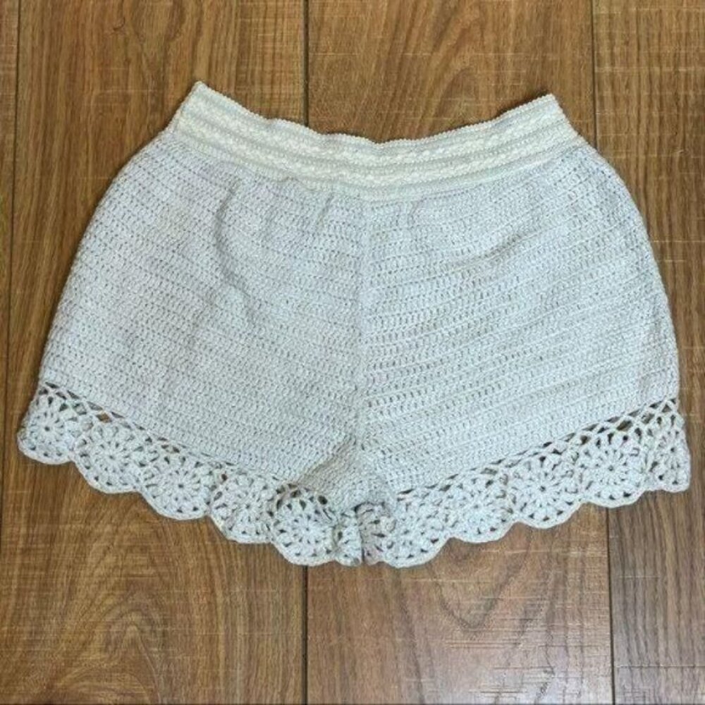 Cream Crochet Shorts Size S - Picture 9 of 11